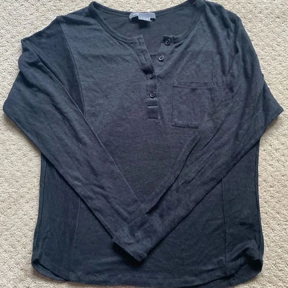 Vince 100% Linen Sweater – Size S/P – Black – Minimalist Luxury